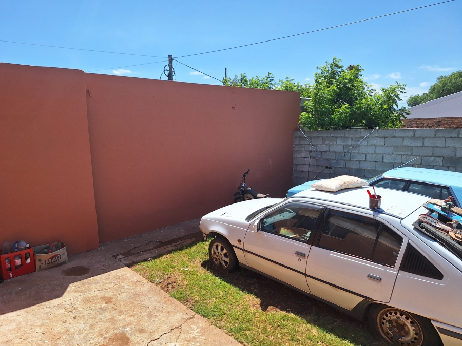 3 Bedroom Property for Sale in Bothasrus Eastern Cape